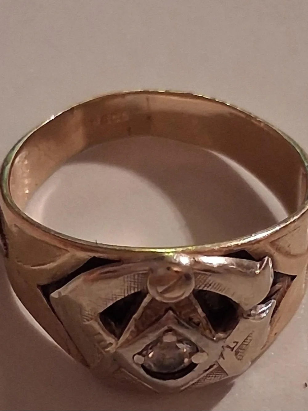 Vintage 10K Gold Masonic Ring with Diamond | Men’s Size 8